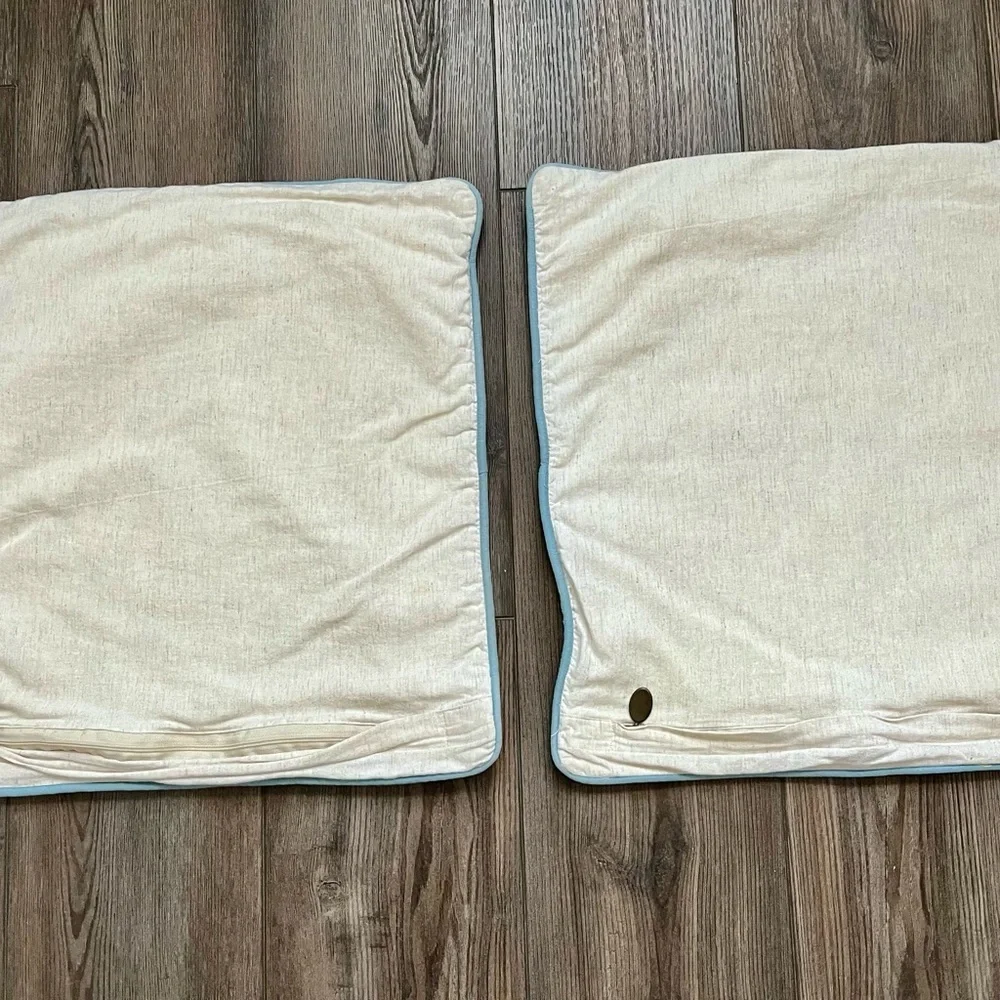 Pier one pilow cases 17/17 inches